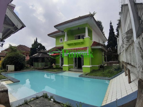 villa tangga hijau