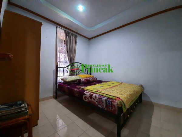villa green aple cipanas puncak