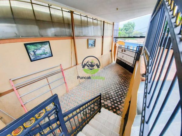 villa 101 cisarua