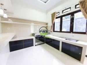 villa 1001 cisarua