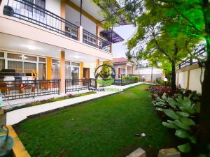villa 303 cisarua