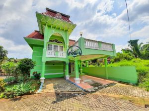 villa scarlet puncak