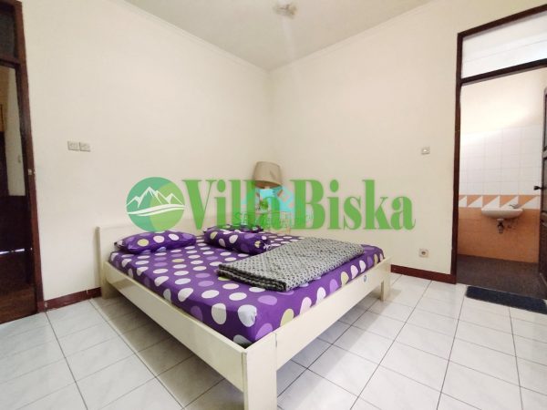 villa green aple tipe kayu cipanas