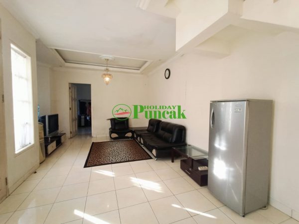 villa green aple tipe eropa cipanas