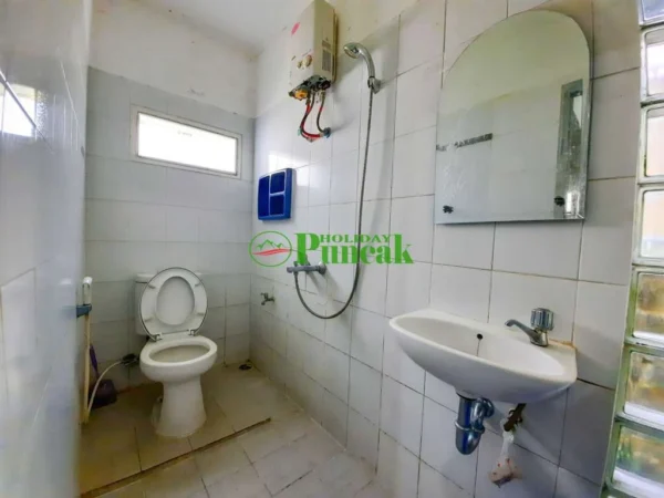 Villa eropa kamar mandi villa eropa 17