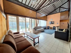 villa angsa cipanas