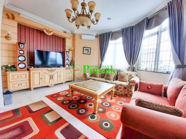 villa tania kota bunga