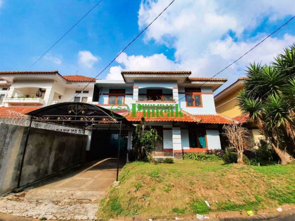 villa deris cipendawa