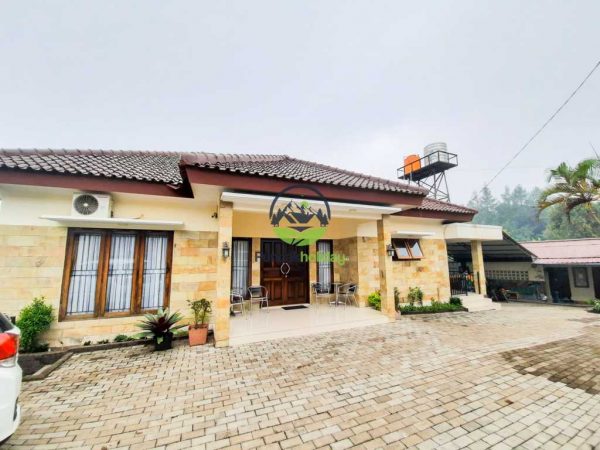 villa miami puncak cisarua