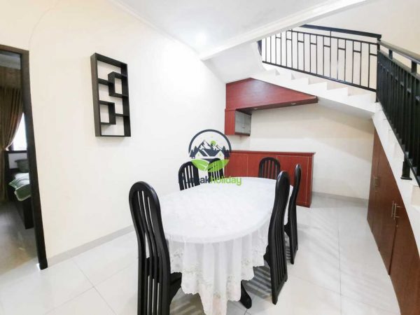 villa miami puncak cisarua