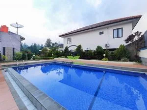 villa erlin cisarua puncak
