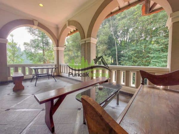villa yura