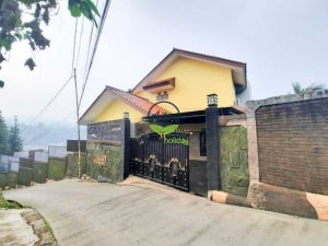 villa cisarua puncak