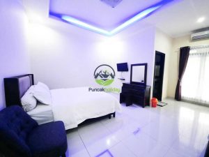 villa cisarua puncak