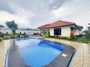 villa tari puncak
