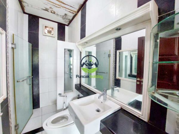 villa puncak santika