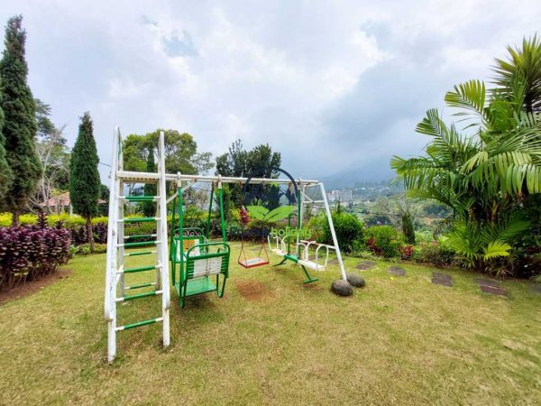 villa puncak santika