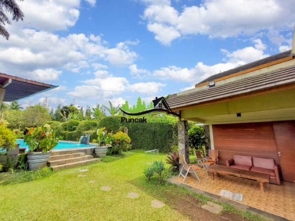 villa 207 cisarua kolam