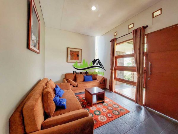 villa 207 cisarua