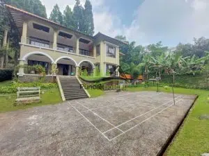 Villa Envi 2 lingkungan Asri 4 kamar Cisarua
