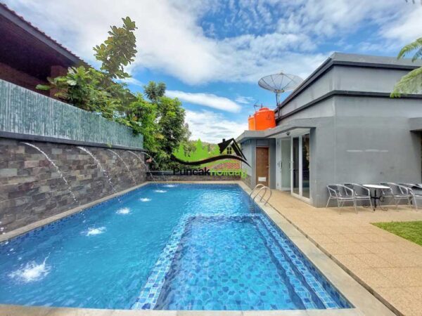 villa pendi bukit danau