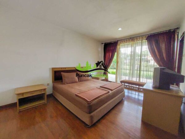 villa pendi bukit danau