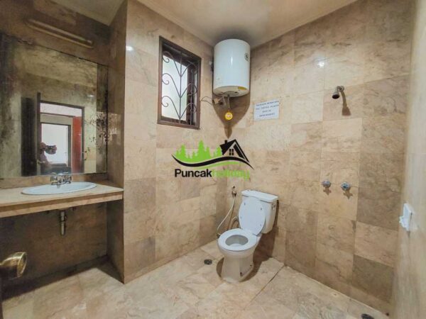 villa pendi bukit danau