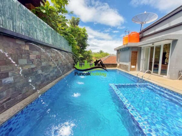 villa pendi bukit danau