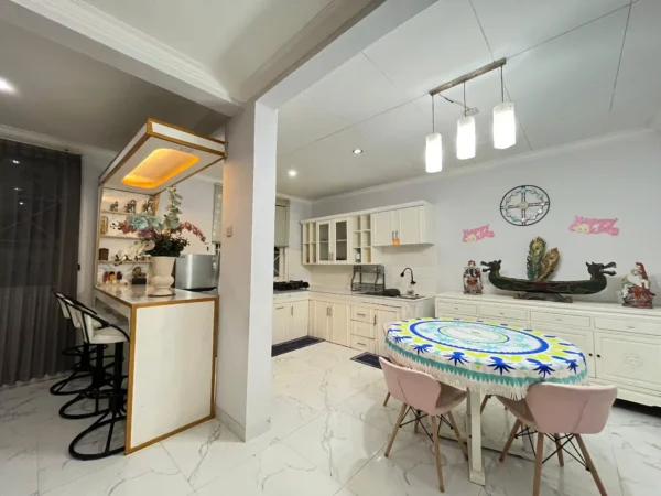 villa jupiter puncak