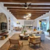 ruang tamu villa sellyna puncak