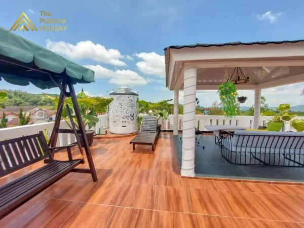 villa malini 9 ruang santai di rooftop