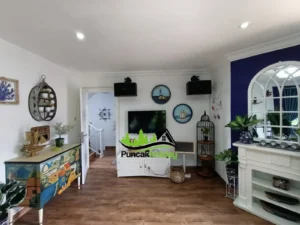 ruang karoake villa malini 5 puncak