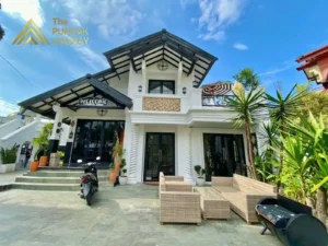 tampak depan villa malini 10 puncak