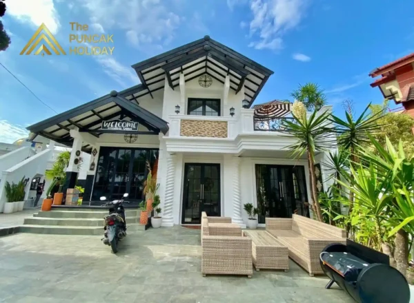 Villa Malini 10 tampak depan villa malini 10 puncak