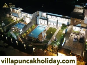 Tampak Luar Villa Naura Puncak