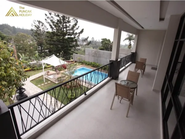 Villa Naura Puncak Balkon 2 Villa Naura Puncak