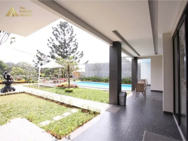 Villa Naura Puncak Halaman Villa Naura Puncak