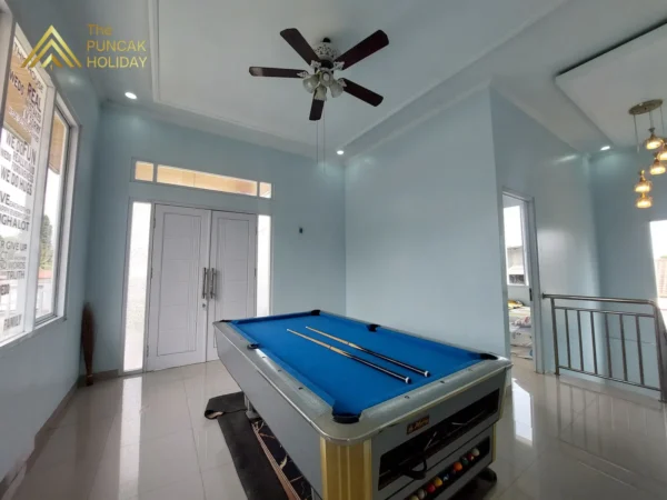 Villa Qiew Billiard Villa Qiew Puncak