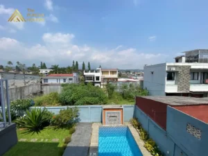 Pemandangan Villa