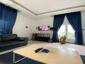 Tv di villa zero puncak