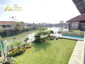 pemandangan danau