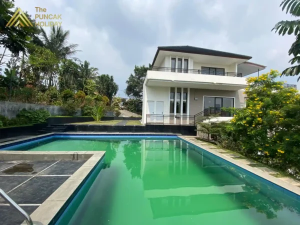 Villa Darin kolam renang villa darin