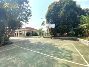 villa seirra megamendung puncak