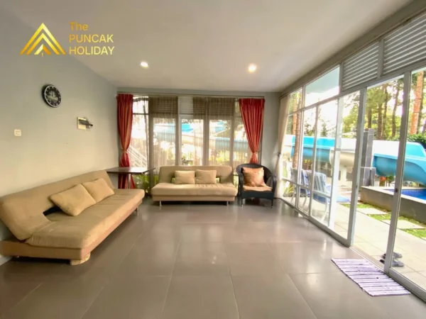 Villa Waterboom puncak area kamar dekat kolam