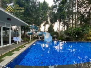 villa waterboom puncak