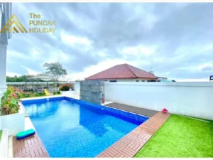 kolam renang angel belakang