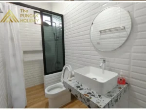 kamar mandi 2 villa taman ria